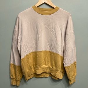 Lou & Grey Crewneck Colorblock Signaturesoft Plush Sweatshirt - Size Medium